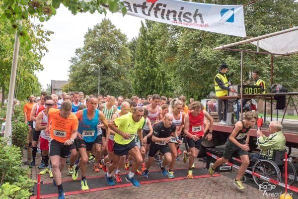 start appelloop, hardloopwedstrijd in Olst